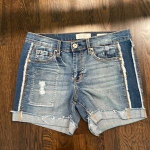 New Jessica Simpson Mika Best Friend Midi Shorts Size 27 Jean Shorts Stretch